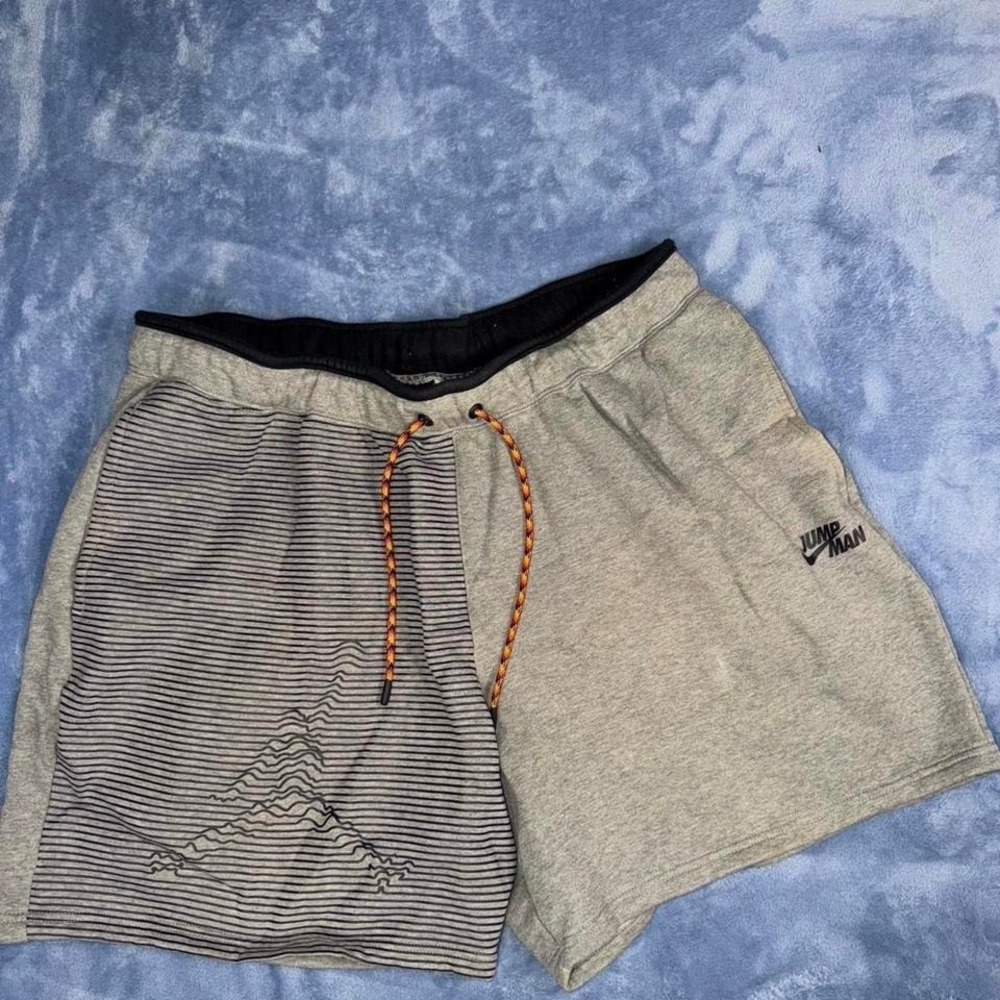 Jordan grey shorts with drawstring men size 2xl